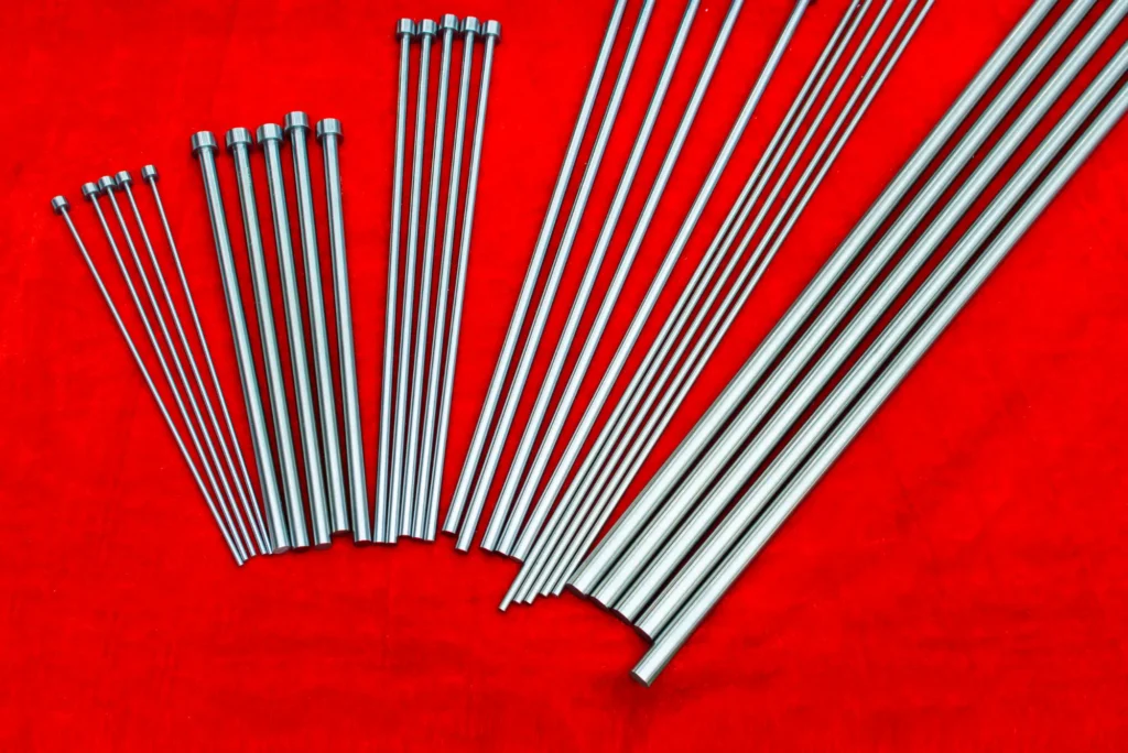 Factores clave en la fabricación de pernos de expulsión de alta calidad