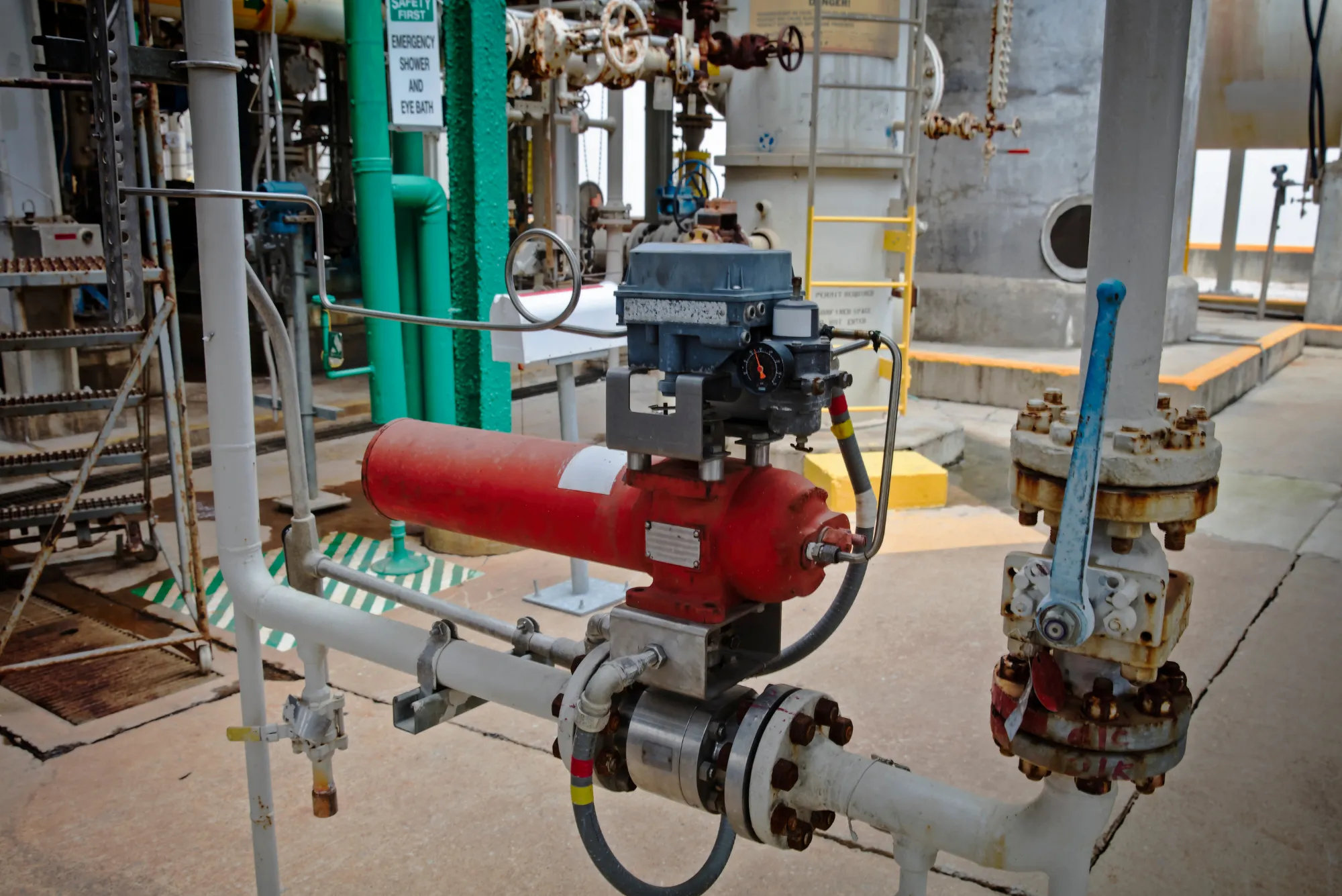 Aplicaciones de las válvulas neumáticas en moldes industriales